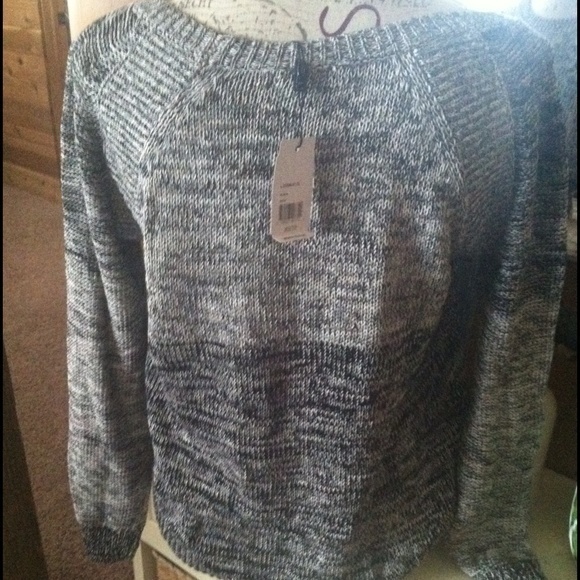 NWT Silver Jeans Gray/Black Knit Sweater XS - Picture 2 of 4